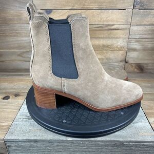 Steve Madden Women's Rhiannon Chelsea Boots Cognac Brown Suede Size 8.5